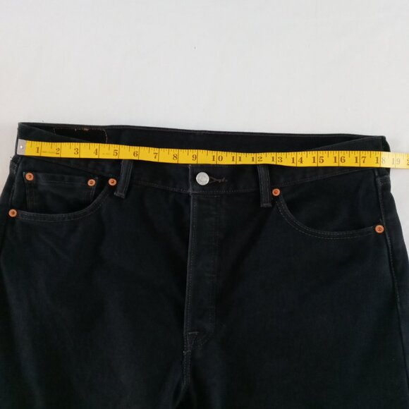 Levi's Men's 501 Button Fly Black Denim Jeans 36 x 34 - Picture 4 of 10